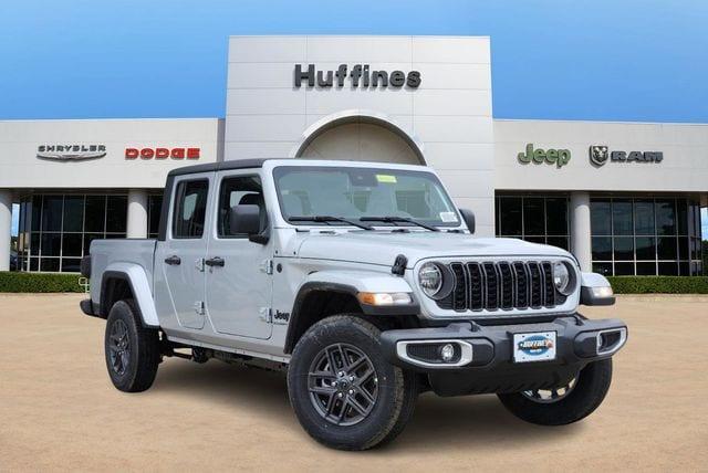 new 2024 Jeep Gladiator car, priced at $46,745