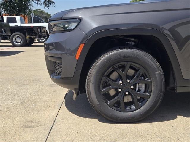 new 2024 Jeep Grand Cherokee L car, priced at $41,739