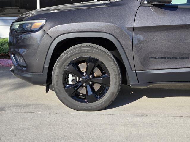 used 2023 Jeep Cherokee car, priced at $27,570