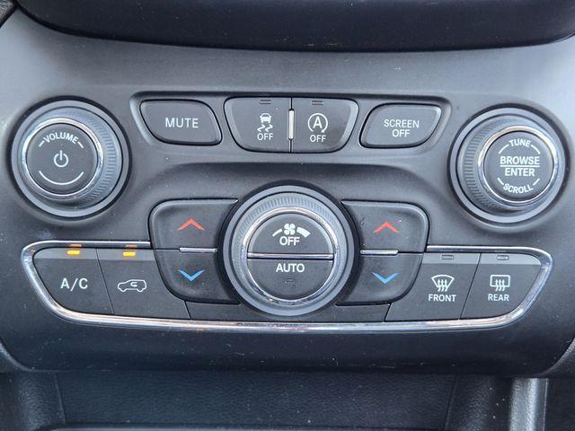 used 2023 Jeep Cherokee car, priced at $27,570