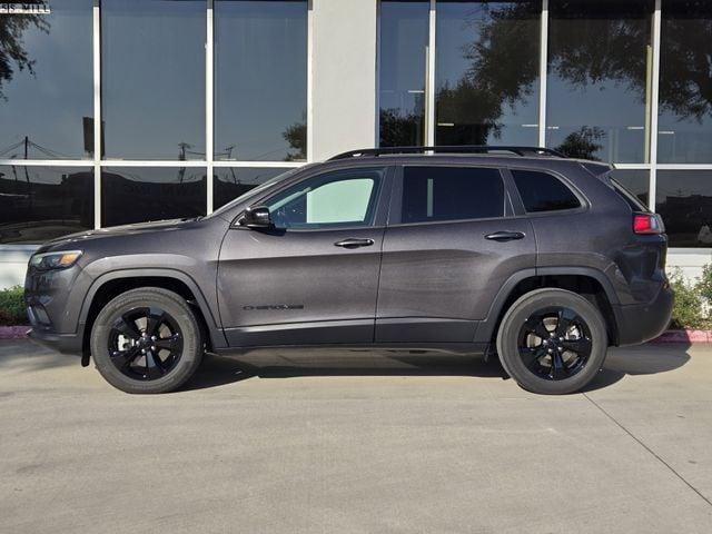 used 2023 Jeep Cherokee car, priced at $27,570
