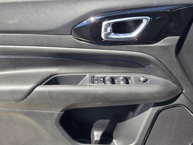 new 2026 Jeep Compass car, priced at $31,995