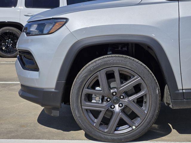 new 2026 Jeep Compass car, priced at $31,995