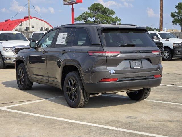 new 2025 Jeep Grand Cherokee car, priced at $34,209
