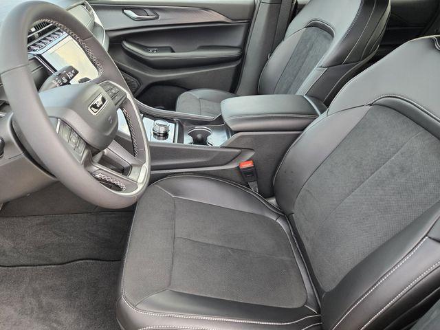 new 2025 Jeep Grand Cherokee car, priced at $34,209