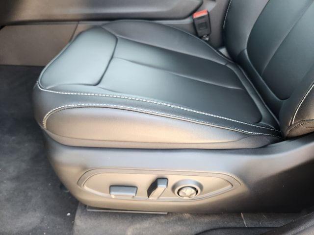new 2025 Jeep Grand Cherokee car, priced at $42,791
