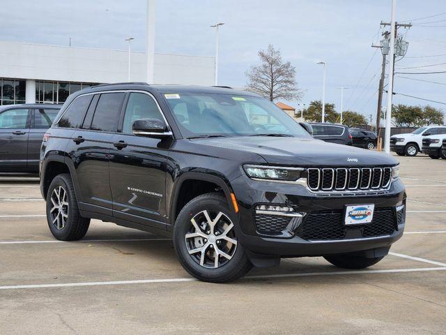 new 2025 Jeep Grand Cherokee car, priced at $41,342