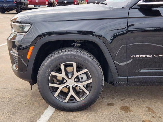 new 2025 Jeep Grand Cherokee car, priced at $41,342