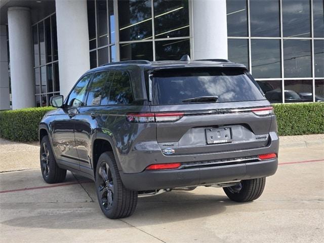 new 2024 Jeep Grand Cherokee car, priced at $42,122