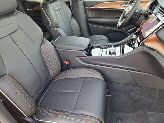 new 2025 Jeep Grand Cherokee car, priced at $66,830