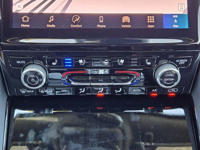 new 2025 Jeep Grand Cherokee L car, priced at $69,175