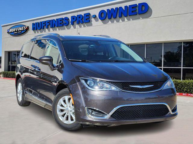 used 2018 Chrysler Pacifica car, priced at $14,552