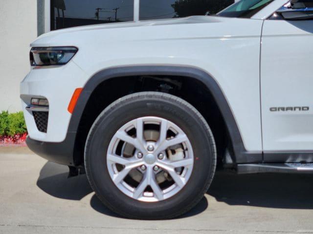 used 2022 Jeep Grand Cherokee car, priced at $33,884