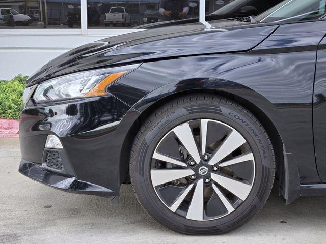 used 2022 Nissan Altima car, priced at $17,884