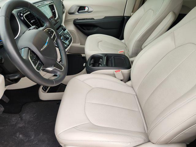 used 2018 Chrysler Pacifica Hybrid car, priced at $21,665