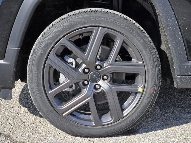 new 2026 Jeep Compass car, priced at $32,105