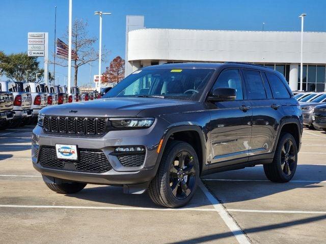 new 2025 Jeep Grand Cherokee car, priced at $44,560