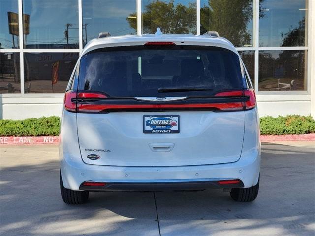 used 2022 Chrysler Pacifica car, priced at $24,336