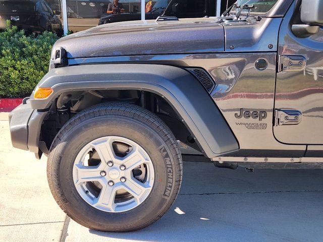 used 2021 Jeep Wrangler Unlimited car, priced at $28,756