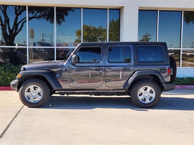 used 2021 Jeep Wrangler Unlimited car, priced at $30,962