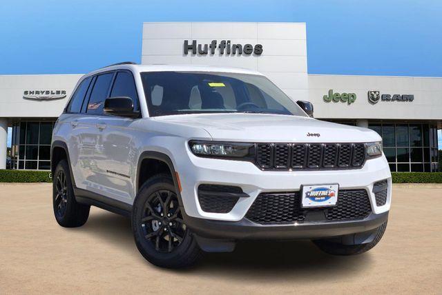 new 2024 Jeep Grand Cherokee car, priced at $37,618