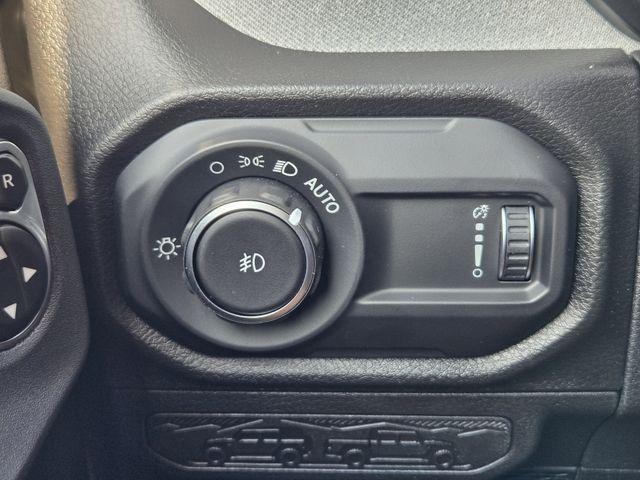 new 2025 Jeep Wrangler car, priced at $43,224