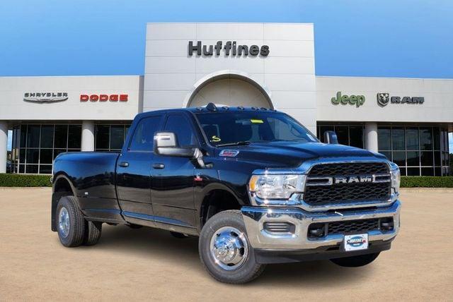 new 2024 Ram 3500 car, priced at $71,613