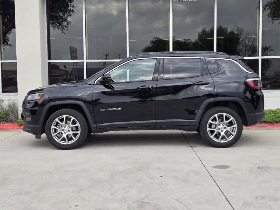 used 2022 Jeep Compass car, priced at $25,192
