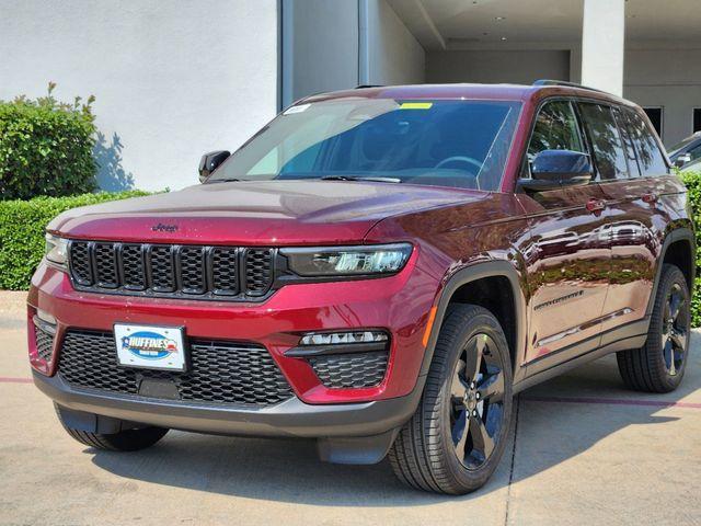 new 2025 Jeep Grand Cherokee car, priced at $47,520