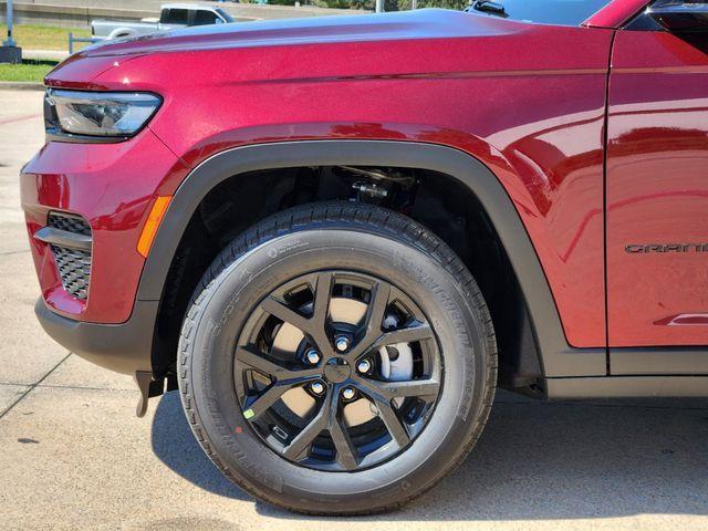 new 2024 Jeep Grand Cherokee car, priced at $41,154