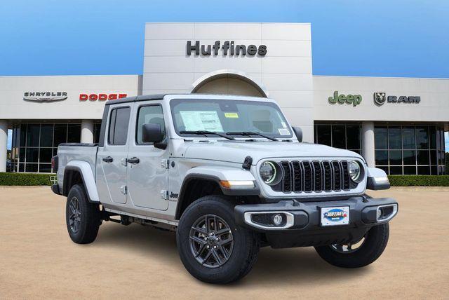 new 2024 Jeep Gladiator car, priced at $42,732