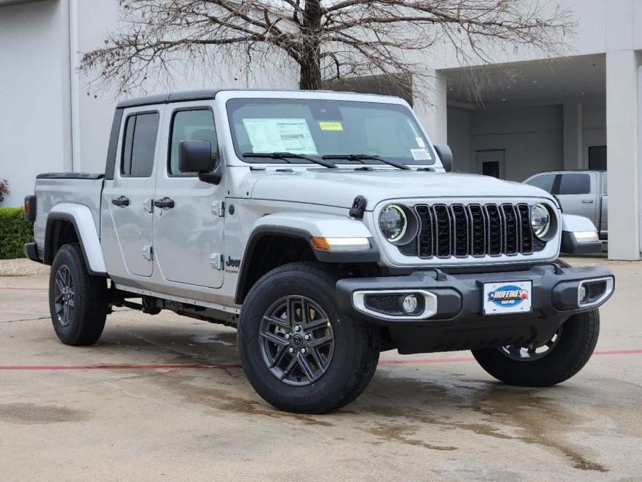 new 2024 Jeep Gladiator car, priced at $55,465