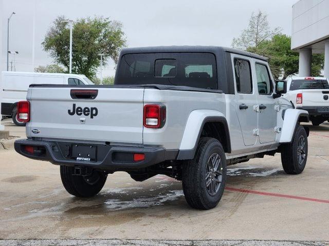 new 2024 Jeep Gladiator car, priced at $48,559