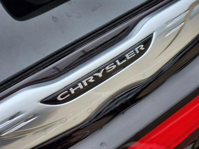 new 2025 Chrysler Pacifica car, priced at $44,452