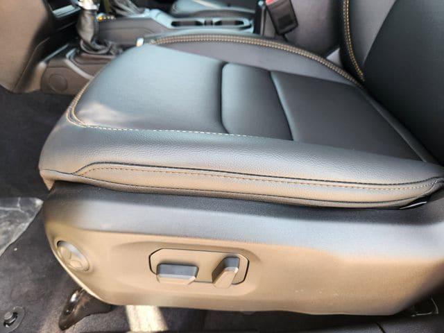 new 2025 Jeep Gladiator car, priced at $42,699