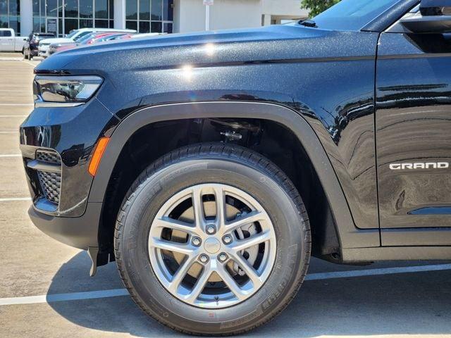 new 2025 Jeep Grand Cherokee car, priced at $35,964