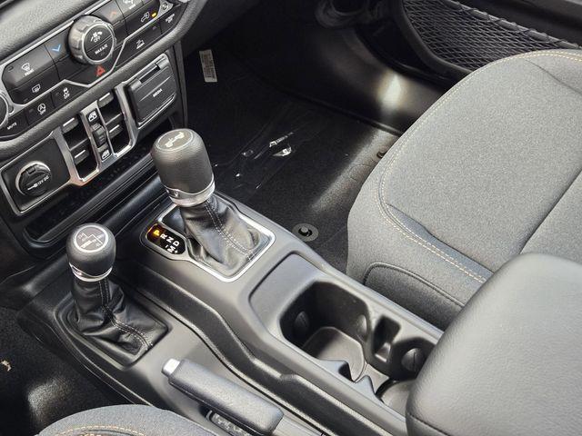 new 2025 Jeep Wrangler car, priced at $38,268