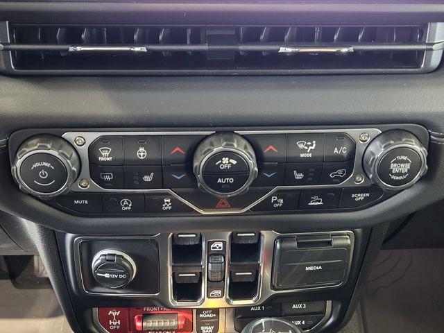 new 2025 Jeep Wrangler car, priced at $62,108