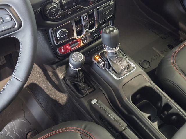 new 2025 Jeep Wrangler car, priced at $62,108