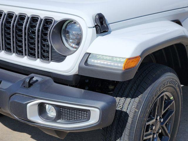 new 2024 Jeep Gladiator car, priced at $42,294