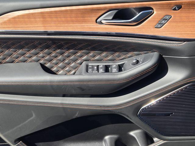 new 2025 Jeep Grand Cherokee L car, priced at $69,175