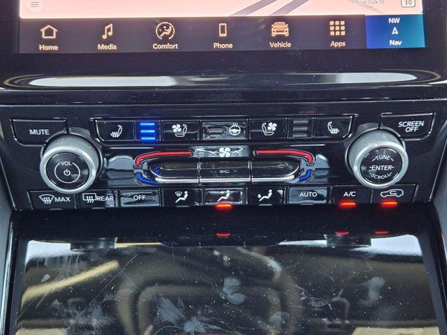 new 2025 Jeep Grand Cherokee L car, priced at $69,175