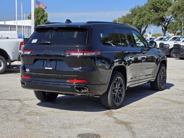 new 2025 Jeep Grand Cherokee L car, priced at $69,175