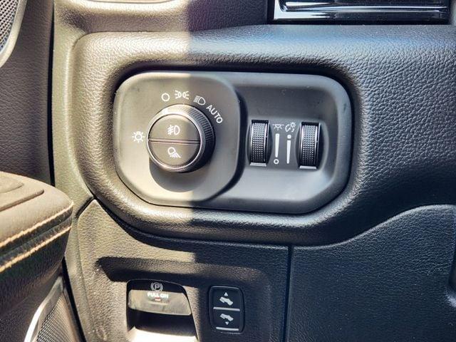 new 2025 Ram 1500 car, priced at $59,946