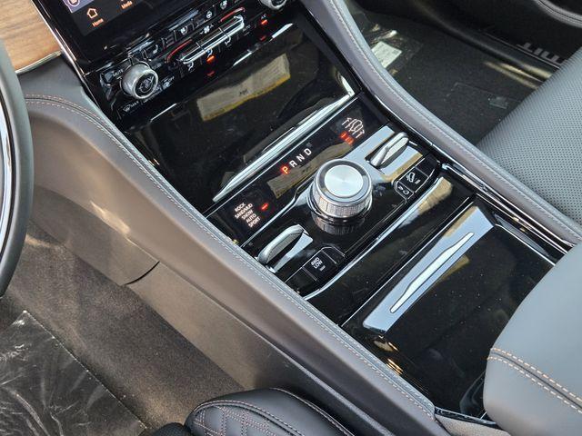 new 2025 Jeep Grand Cherokee L car, priced at $69,175