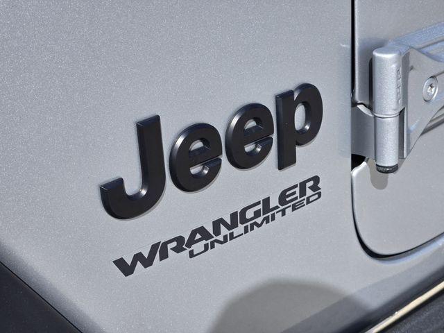 used 2022 Jeep Wrangler Unlimited car, priced at $28,376