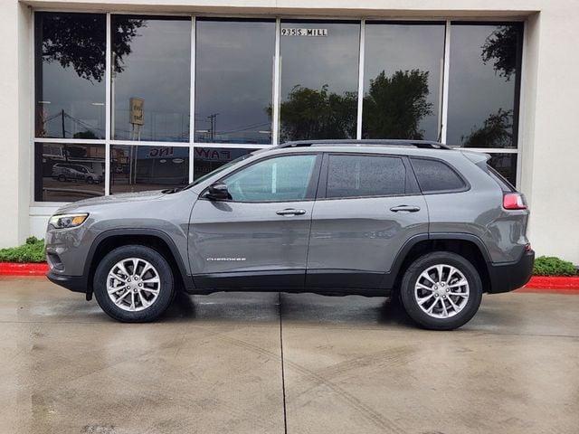 used 2022 Jeep Cherokee car, priced at $23,904