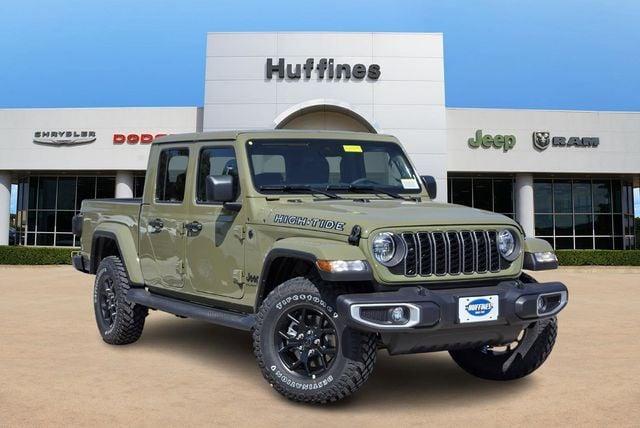new 2025 Jeep Gladiator car, priced at $47,637
