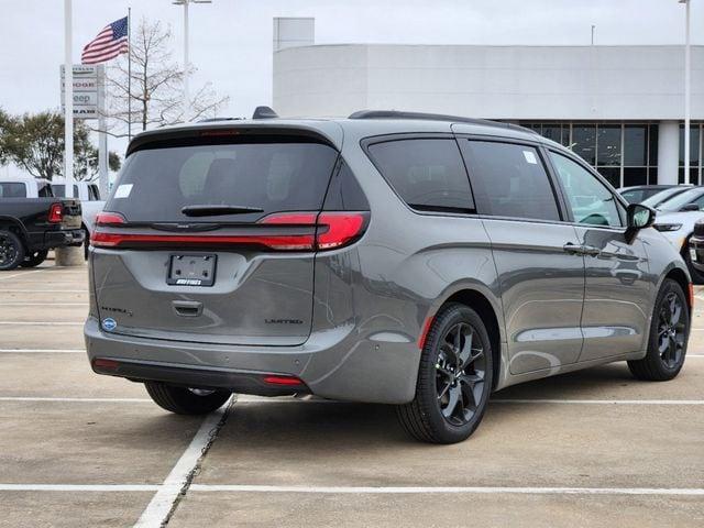 new 2025 Chrysler Pacifica car, priced at $49,483