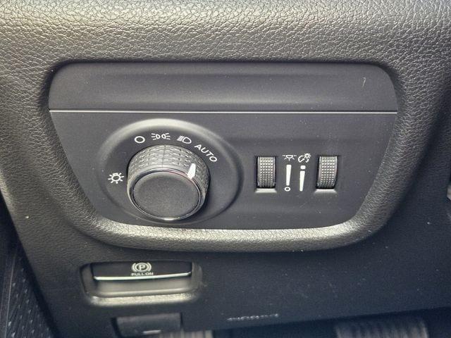 new 2025 Jeep Grand Cherokee L car, priced at $41,474
